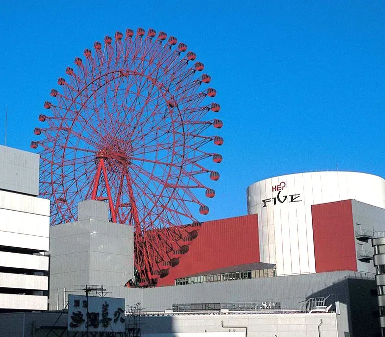 Hep Five ferris wheel
