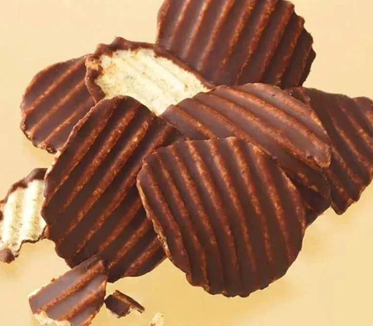 royce-potato-chip-chocolate